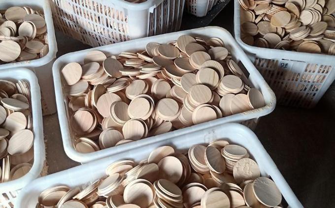 70 χιλιοστών κονσέρβες Mason Jar Cup Lids φυσικό μπαμπού ξύλο με άχυρο τρύπα 2