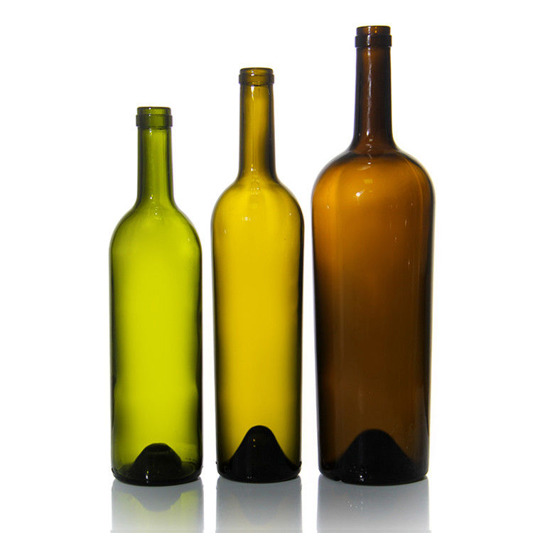 Προσαρμοσμένη ετικέτα 500 ml 750 ml παγωμένα διαυγή μαύρα στρογγυλά μπουκάλια κρασιού για γάμο